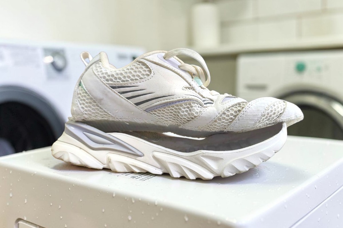 Λευκά Παπούτσια στο Πλυντήριο: Όχι Ευχαριστώ!
